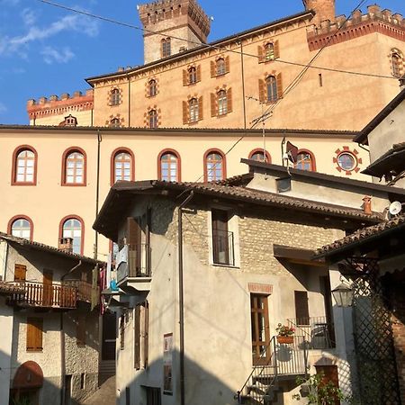 Un Passo Dal Castello Apartment Barolo Bagian luar foto